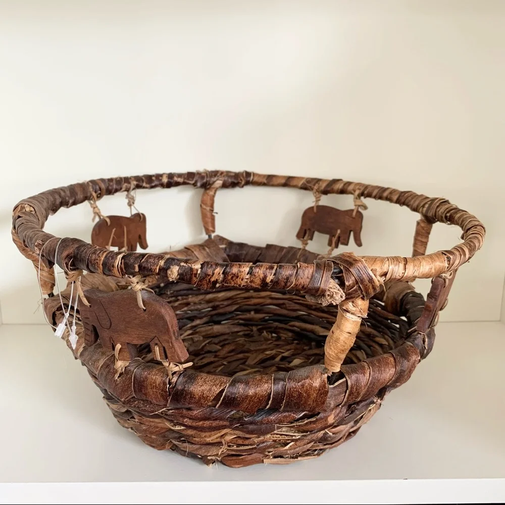 Large elephant basket